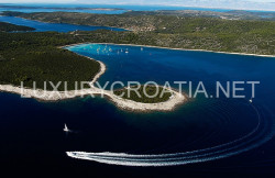 /c_images/thumb_2828162_2_First-row-to-sea-building-land-for-sale-on-Dugi-otok6.jpg