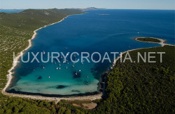 /c_images/thumb_2828162_3_First-row-to-sea-building-land-for-sale-on-Dugi-otok5.jpg