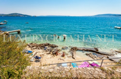 /c_images/thumb_2829734_4_Seaside-home-for-sale-Trogir-area-8.jpg
