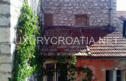 /c_images/thumb_2829776_1_ne-house-for-sale-close-to-sea-Stari-Grad-Hvar-island37j.jpg