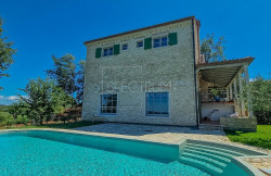 /c_images/thumb_3457719_1_1734968752_vizinada-area-stone-villa-with-sea-view.jpg