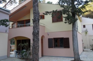 thumb_1451664_ograd_na_moru_apartments_croatia_private_accommodation_1.jpg