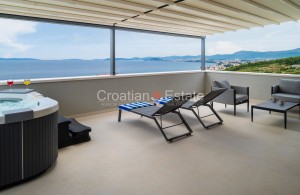 thumb_3358024_panoramic-sea-view-pool-spa-entertainment-room-sale-133-.jpg